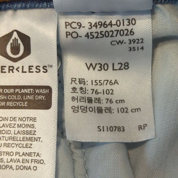 Levis Wedgie Straight Womens Jeans Blue Denim Button Fly Frayed Hem W30 L28 - Picture 11 of 16